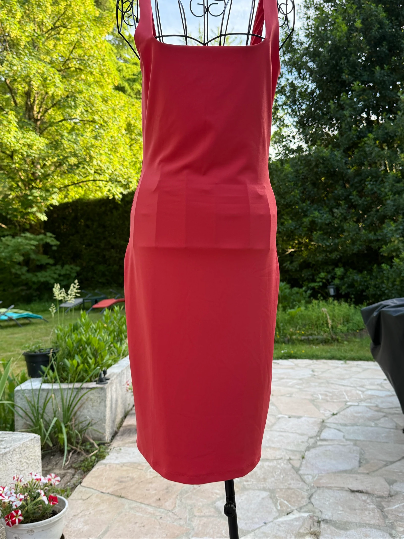 Guess, vestido de mujer talla M, color coral, nuevo con etiqueta – photo 4